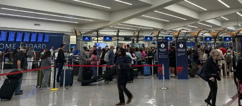 Hartsfield-Jackson Atlanta International Airport Flight Information: Delays and Cancellations
